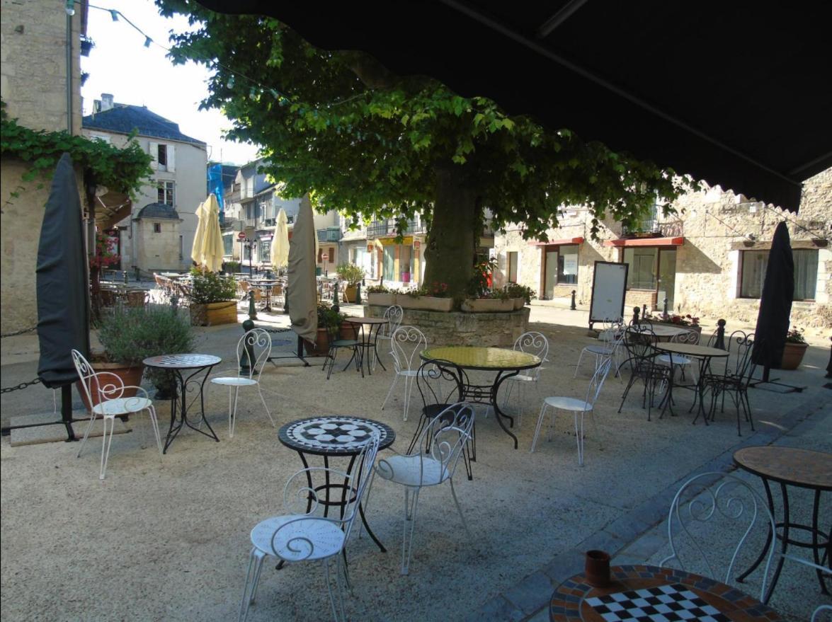 Auberge Du Puits Суяк Екстер'єр фото