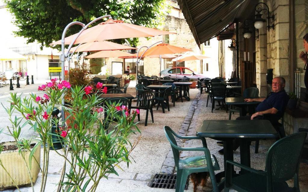 Auberge Du Puits Суяк Екстер'єр фото