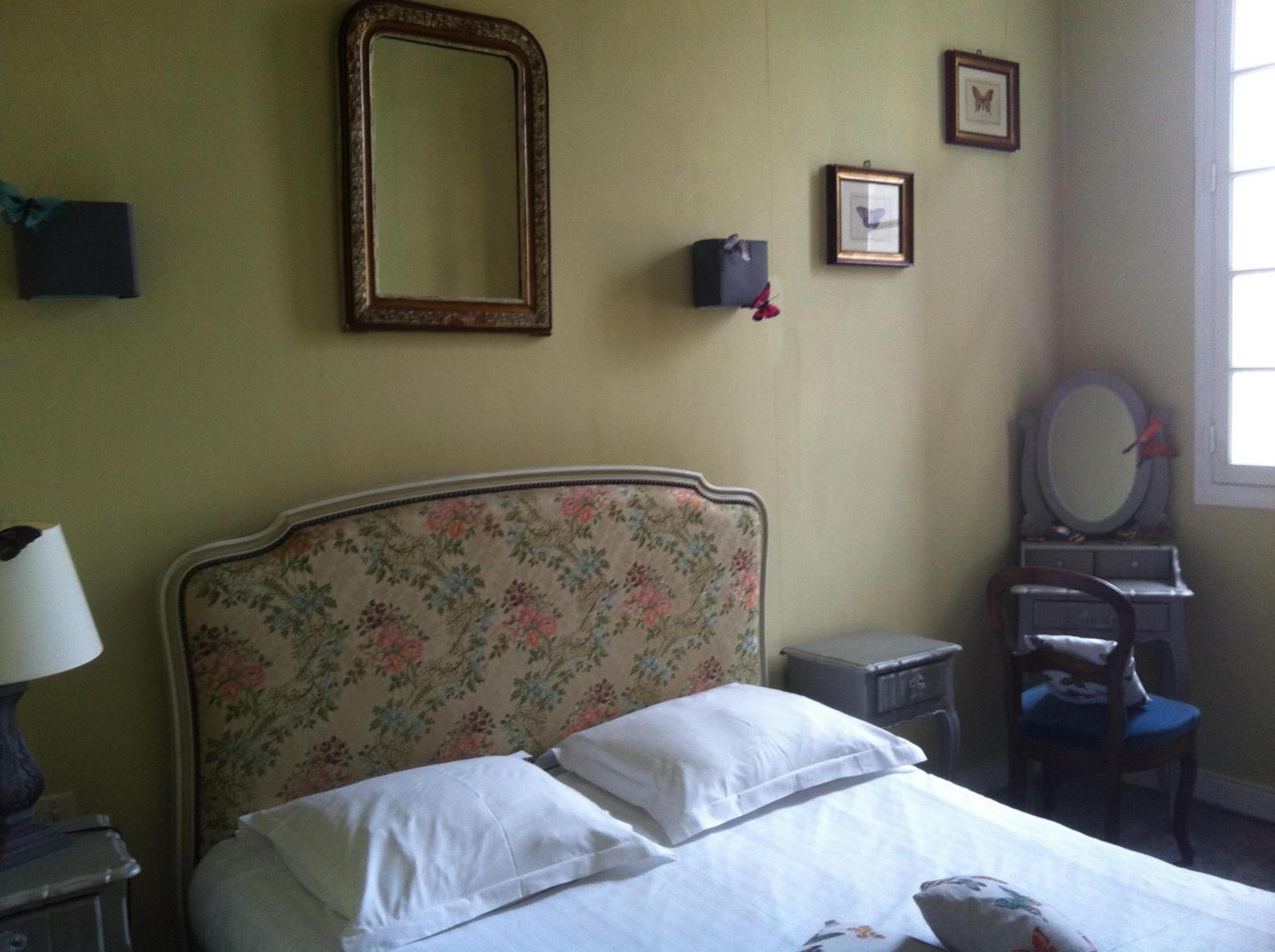 Auberge Du Puits Суяк Номер фото